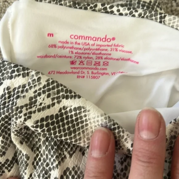 Commando Snakeskin Print Leggings medium - Picture 2 of 2